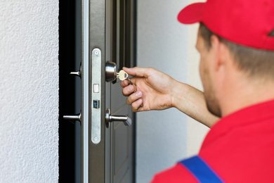 Fast Response Locksmith Near Me for Unexpected Lock Emergencies