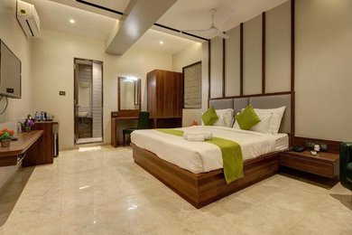 StayBird - Fortune House, Business Hotel, Magarpatta pune