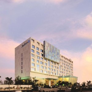 Radisson Blu Hotel Pune Kharadi Near Station
