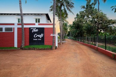The Croft Resort - Premium Farm Stay Nearest Airport is Tuticorin Airport, 5 km from The Croft Resort - Premium Farm Stay.