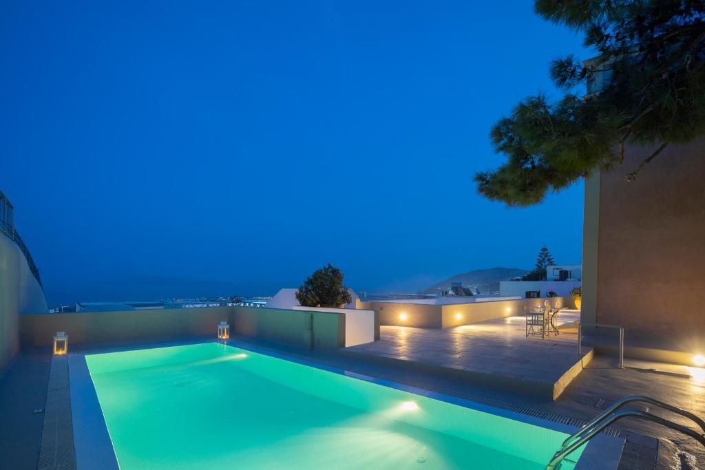 Aria Lito Mansion Near Santorini's capital, Fira Town,