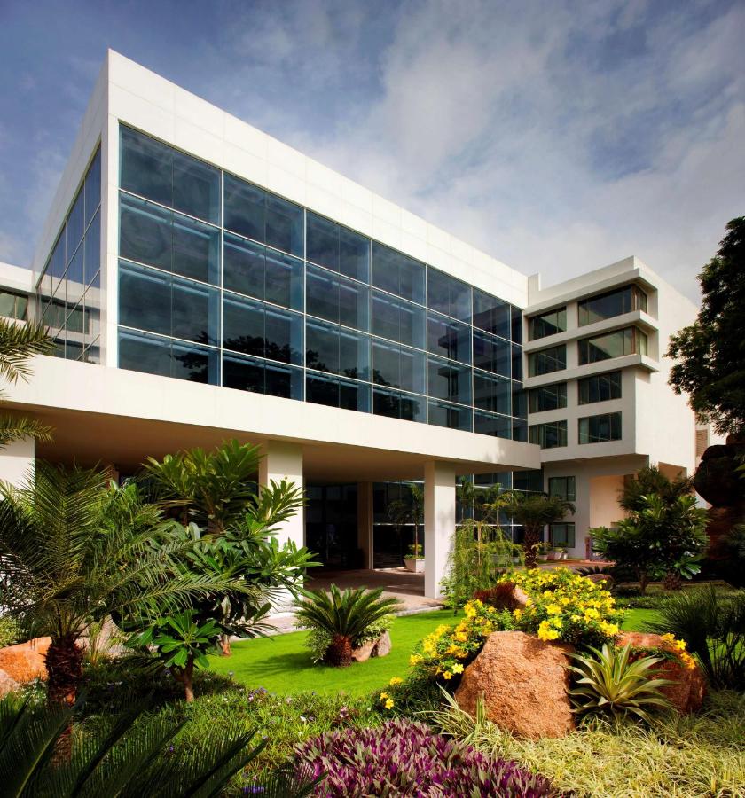 Radisson Blu Plaza Hotel Hyderabad Banjara Hills Near Hyderabad Railway Station