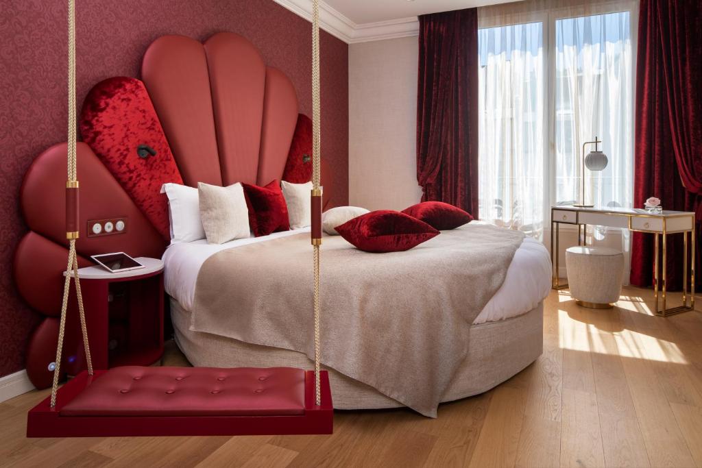 Paris j'Adore Hotel & Spa Near Charles de Gaulle Airport