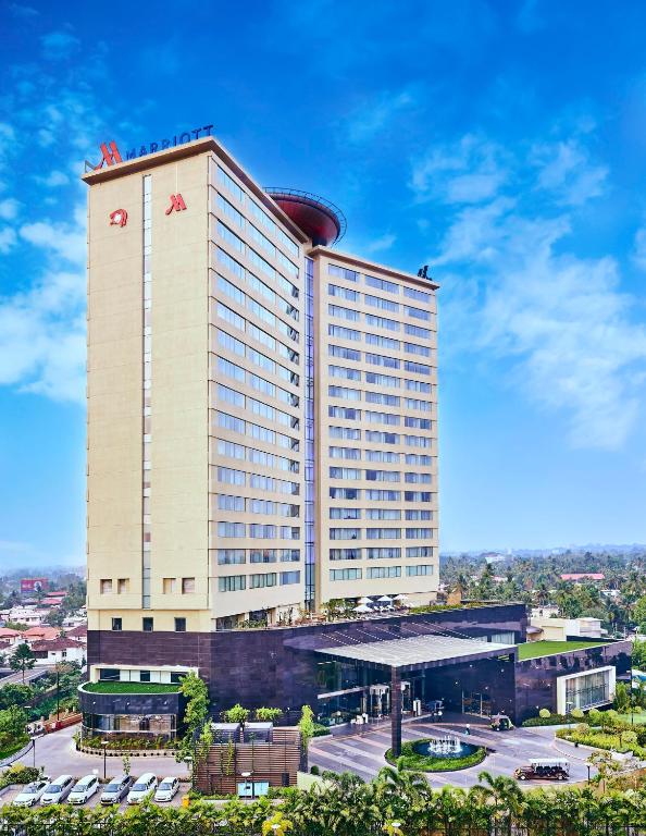 Kochi Marriott Hotel  Lulu International Shopping Mall