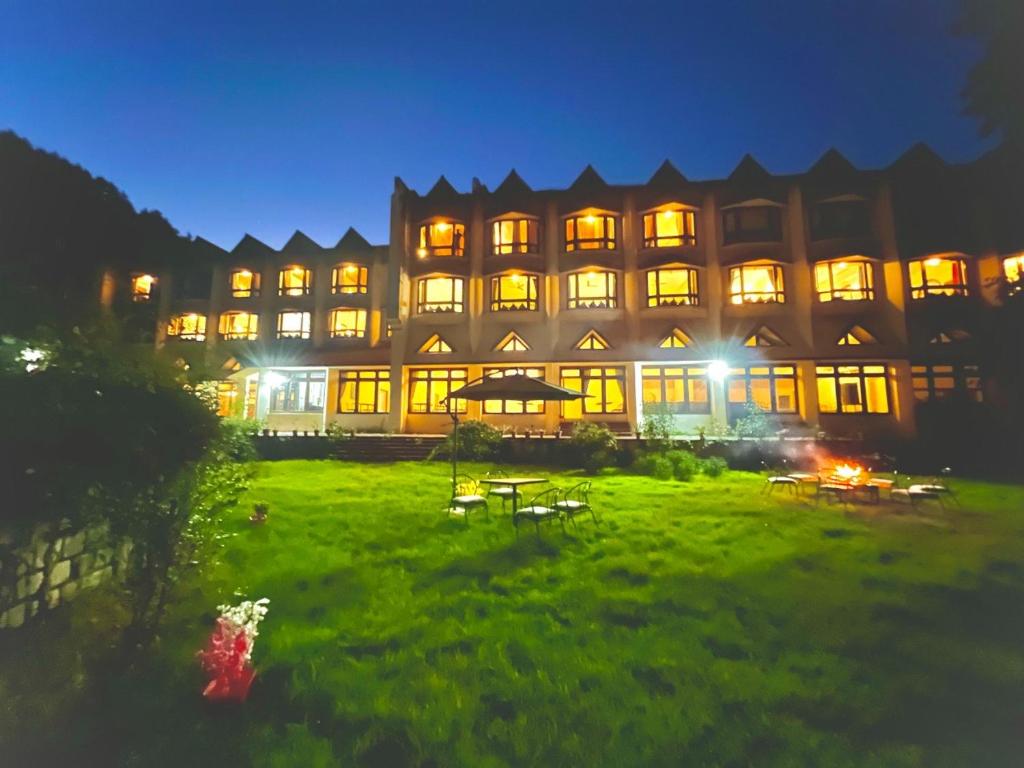 The Sagar Resort - In City Center, Manali  Near Hadimba temple