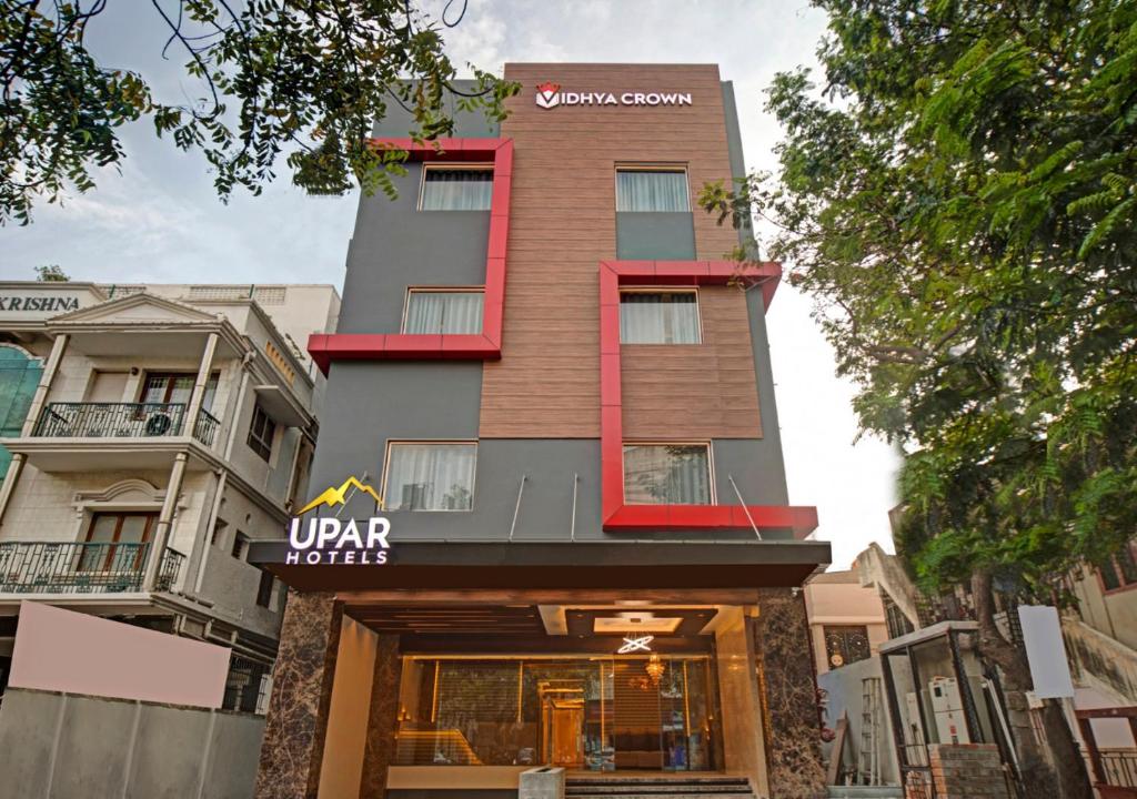 Hotel Room Booking - UPAR Hotels, Near Pondy Bazaar, T.Nagar, Chennai